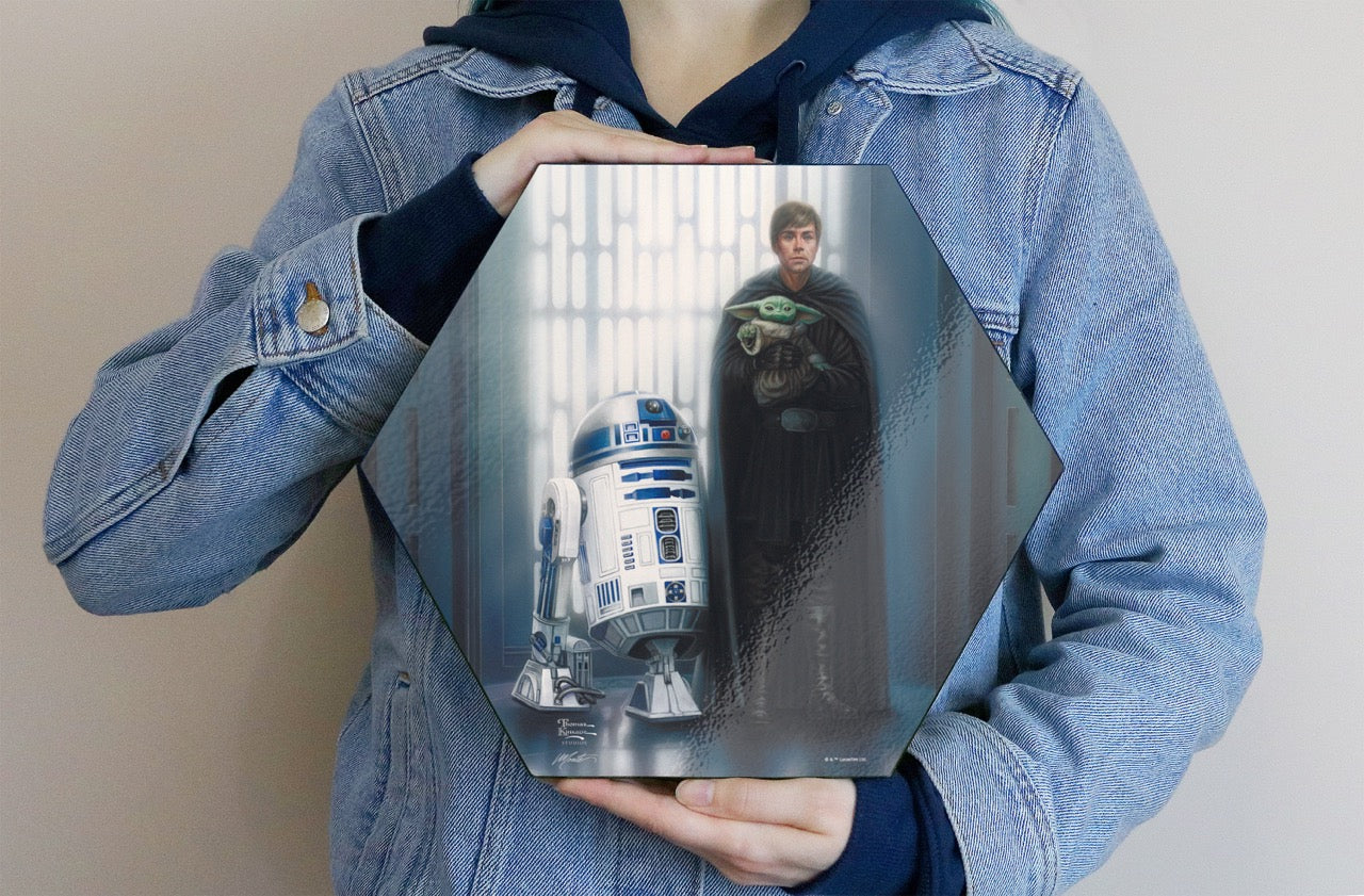 Star Wars (The Mandalorian - In Good Hands) KNEXAGON® Wood Print WPHEX8302